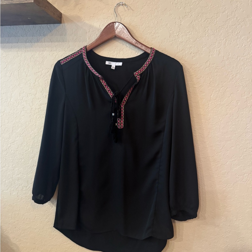 DR2 Black and Red 3/4 Sleeve Mandarin Collar Blouse